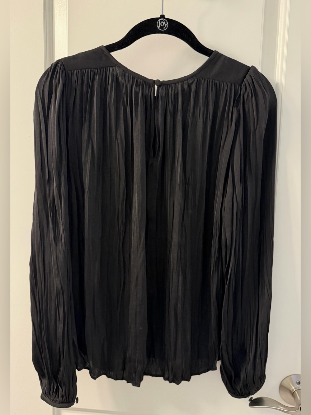Like new Banana Republic Black Long-Sleeve Women's Blouse